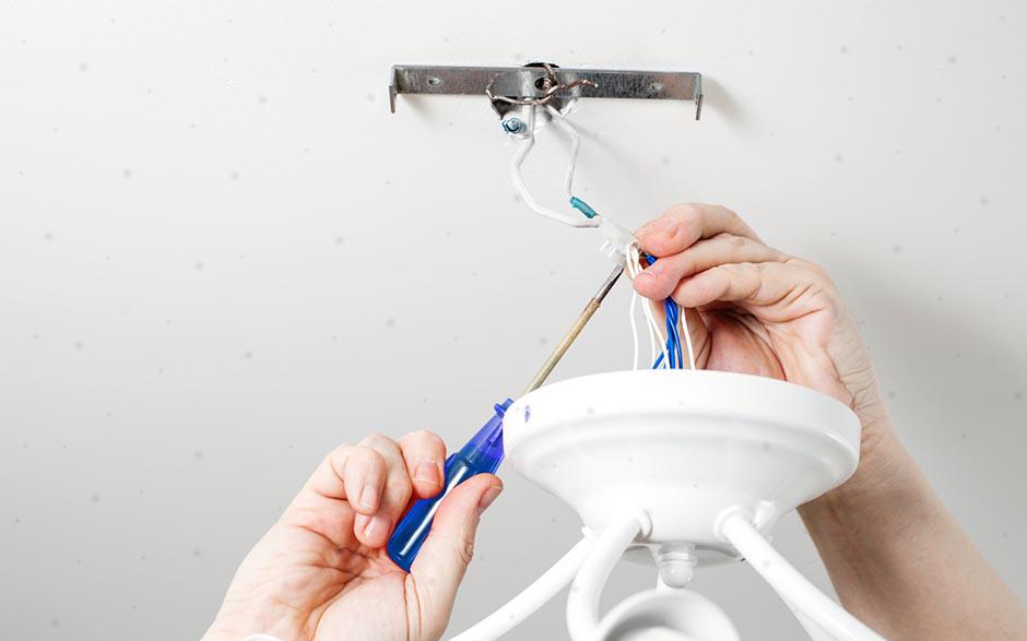 recherche électricien bâtiment Paris 14